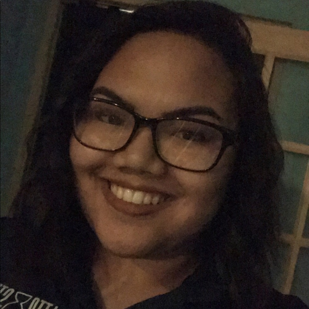 Meet your Posher, Stephanie